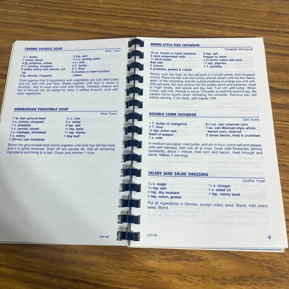 Okeechobee Florida United Methodist Women 1995 VTG Kitchen Keepsakes Cookbook